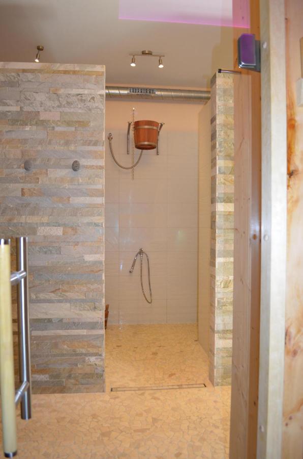 Starjet Hotel