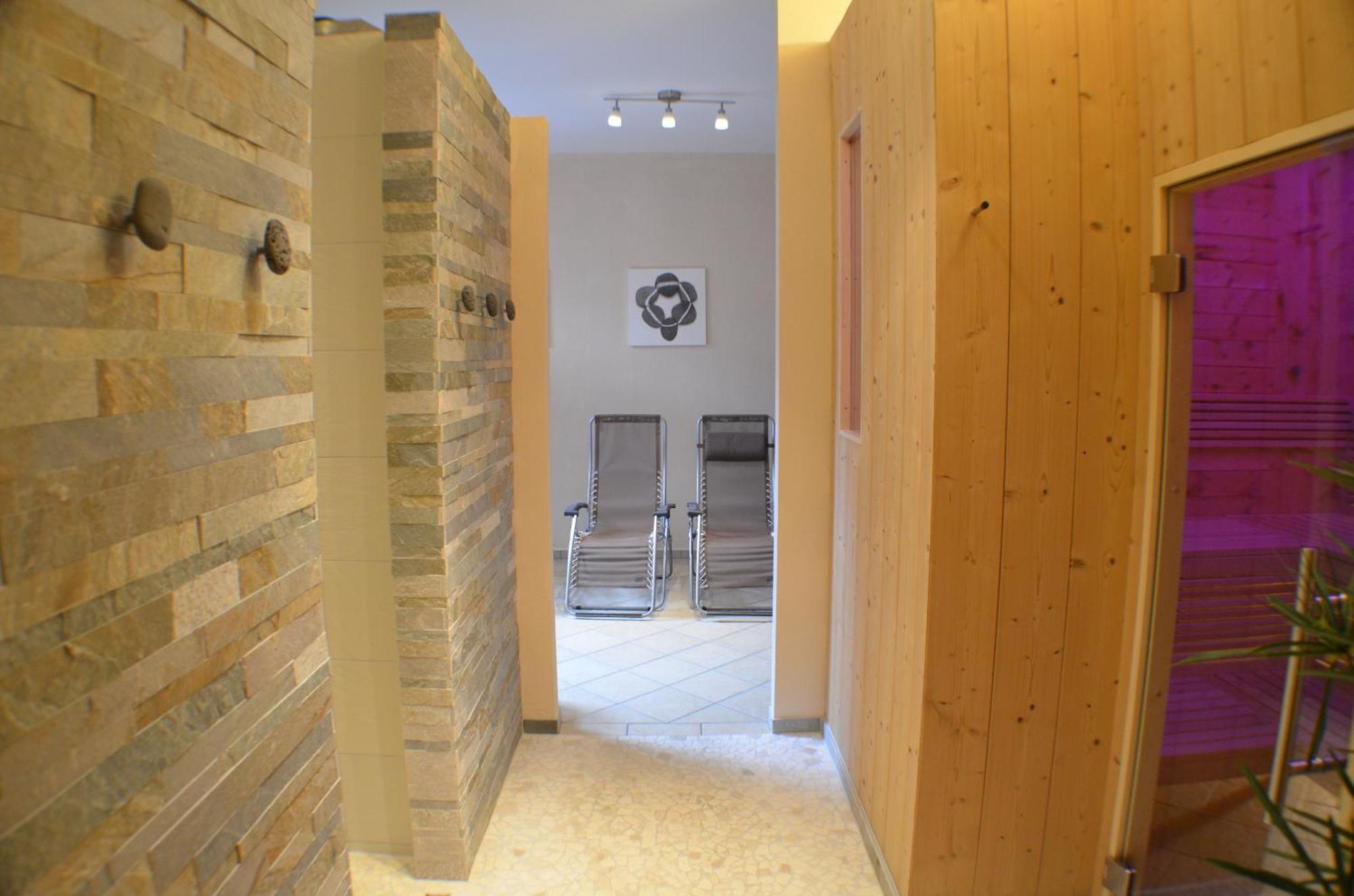 Starjet Hotel 3*