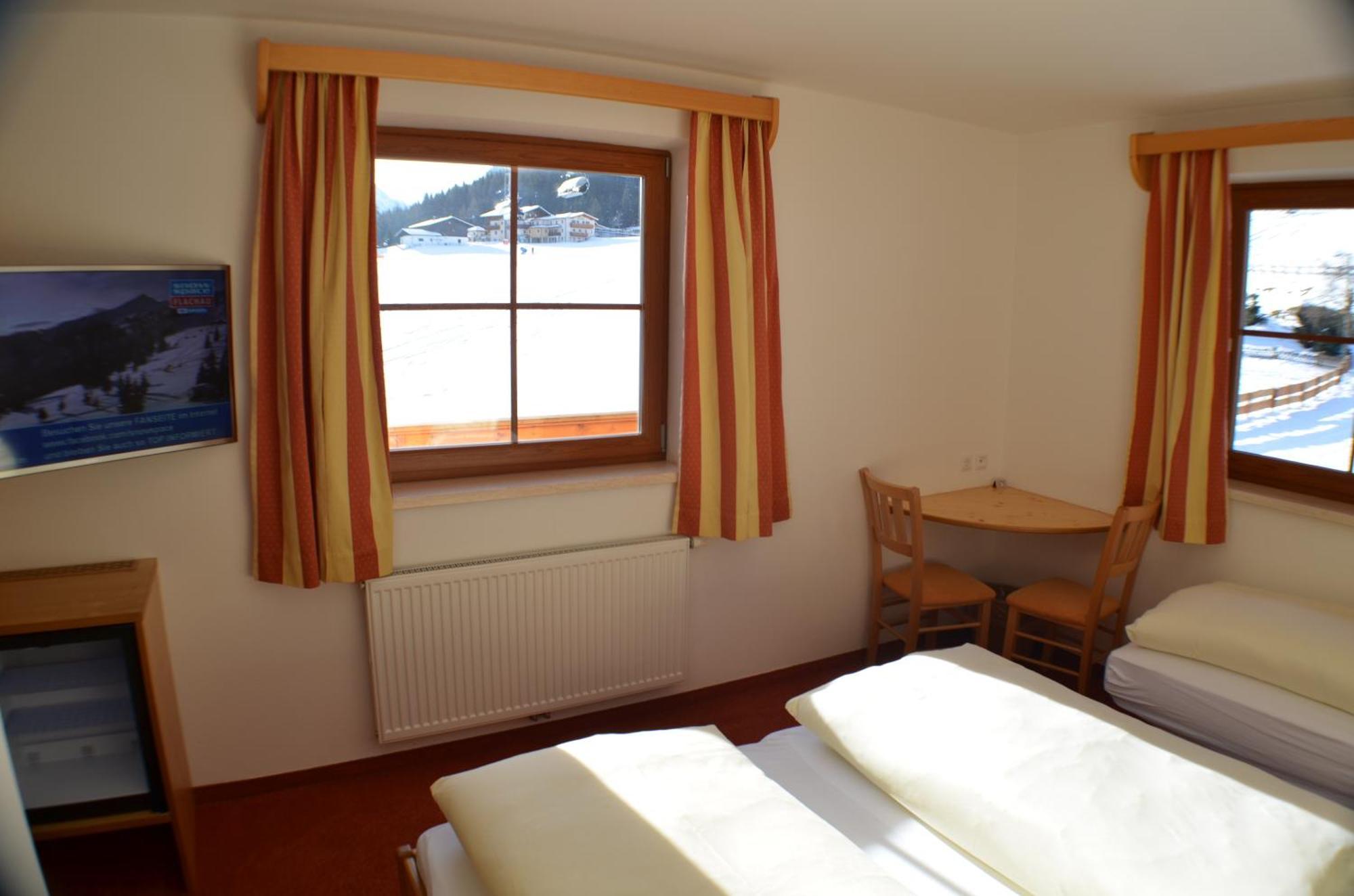 Hotel Starjet